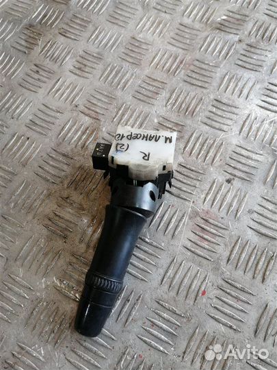 Переключатель поворотов левый Mitsubishi Lancer 10