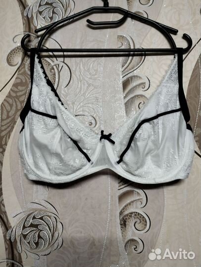 Бюстгальтер