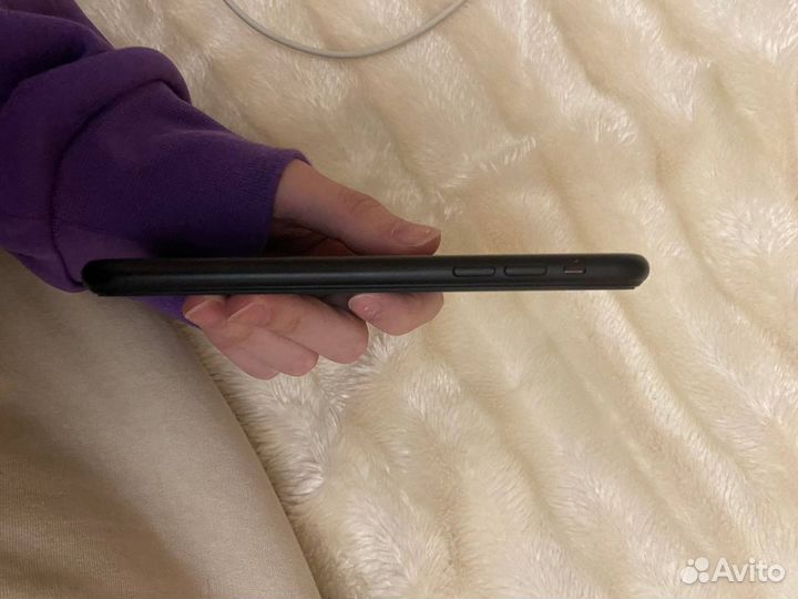 iPhone Xr, 128 ГБ