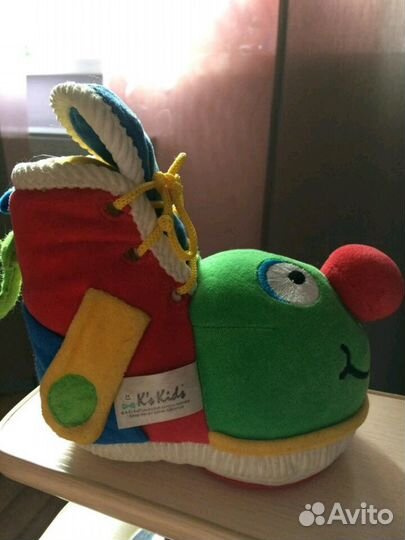 Развивающая игрушка Ботиночек