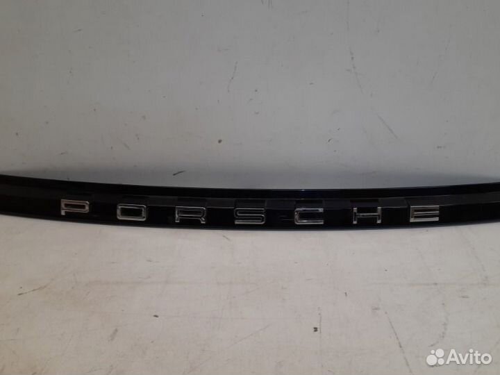Накладка крышки багажника Porsche Panamera 971