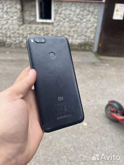 Xiaomi Mi A1 32gb (хороший)