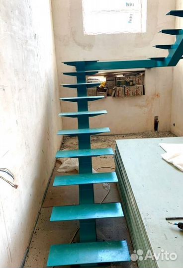 Лестница из листового металла