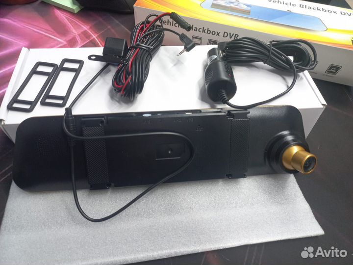 Видеорегистратор зеркало с камерой заднего вида