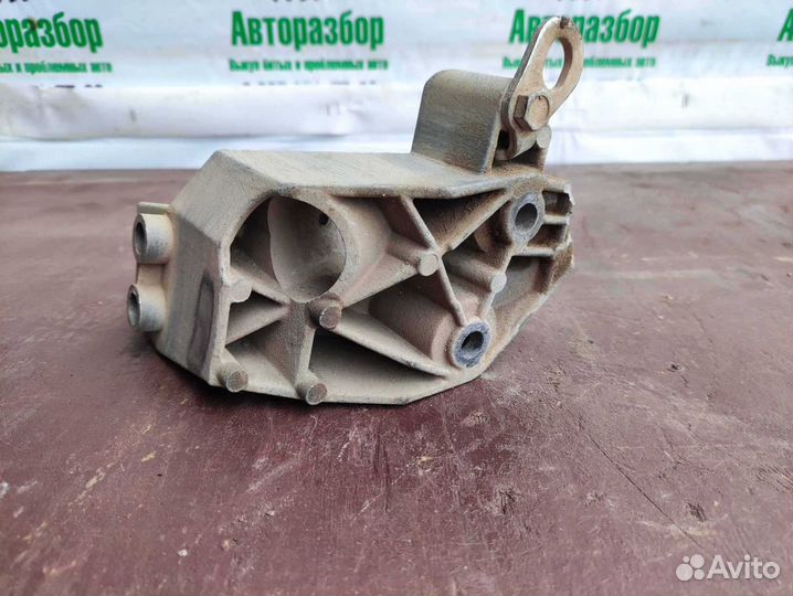 Опора двигателя левая ваз (LADA) Granta