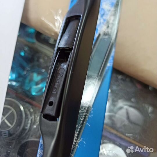 Стеклоочиститель Aviel гибрид