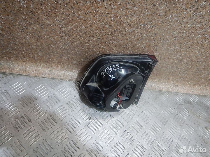 Фонарь задний внутренний левый, Volkswagen (Фолькс