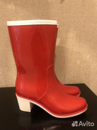Резиновые сапоги