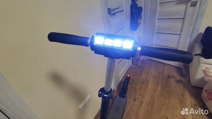 Самокат электрический