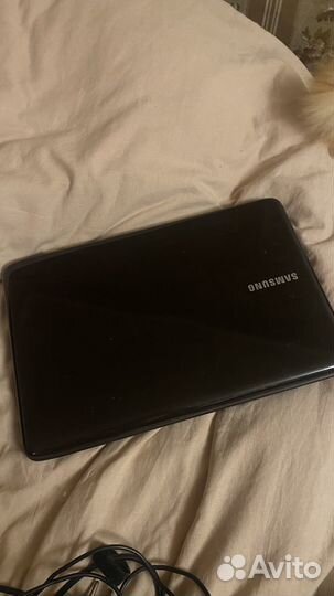 Ноутбук Samsung r540