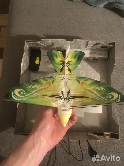 Птица на пульт управлении