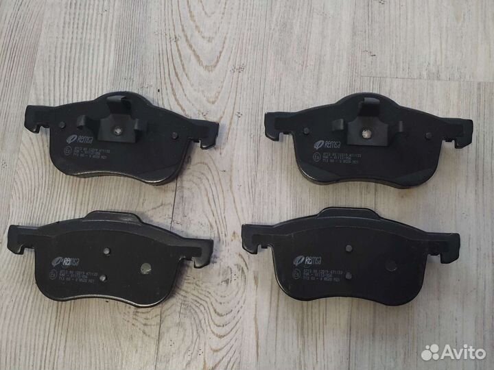 Тормозные колодки на Volvo