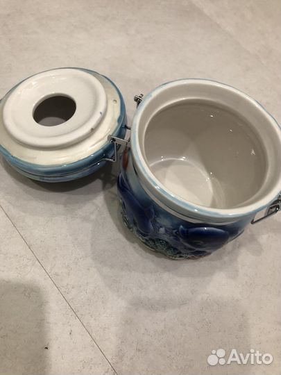 Новая Баночка с крышкой керамика