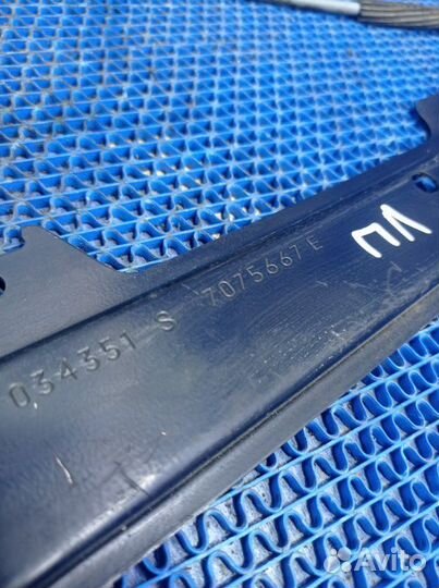 Передний левый стеклоподъемник Bmw E60 седан 2005