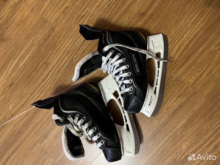 Хоккейные коньки bauer