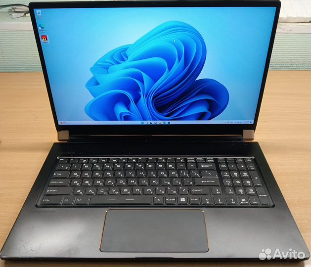 MSi 17'3/240Гц, RTX 2080/i7-9750H/32/1tb