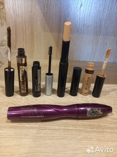 Пакет декоративной косметики Lux, духи