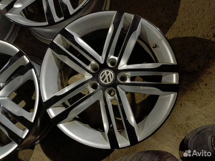 Диски литые Volkswagen R17 5/112