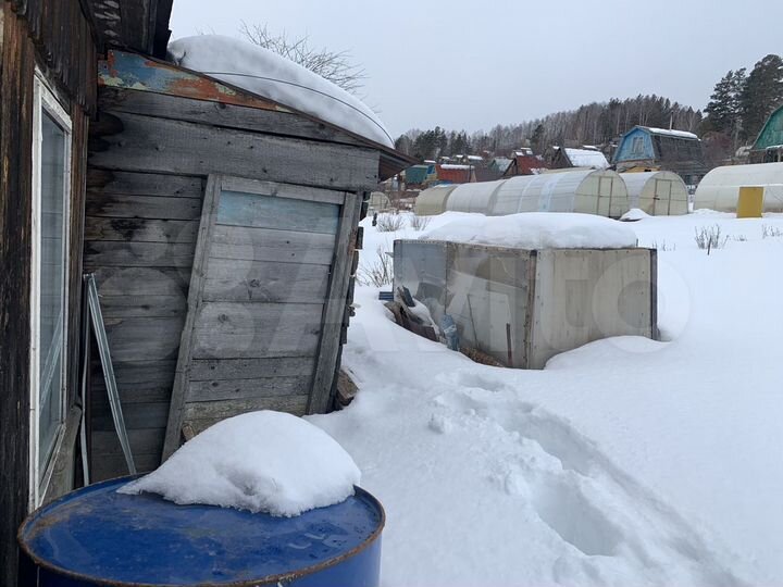 Дача 20 м² на участке 4 сот.