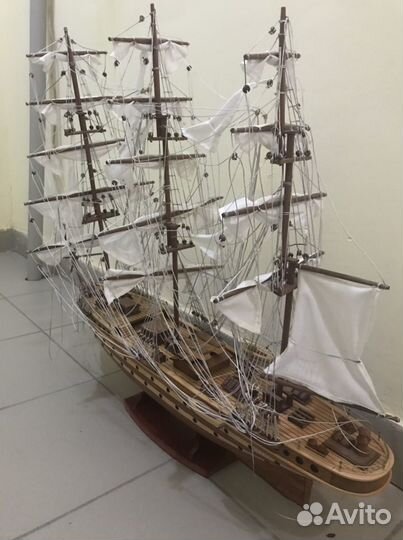 Корабль коллекционный