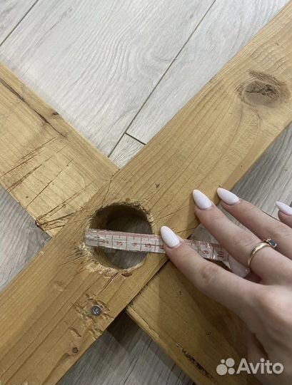 Деревянная подставка для елки