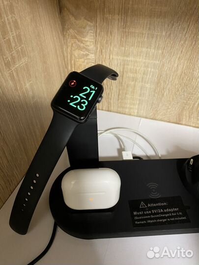 Беспроводная зарядка 3 в 1 для iPhone, android