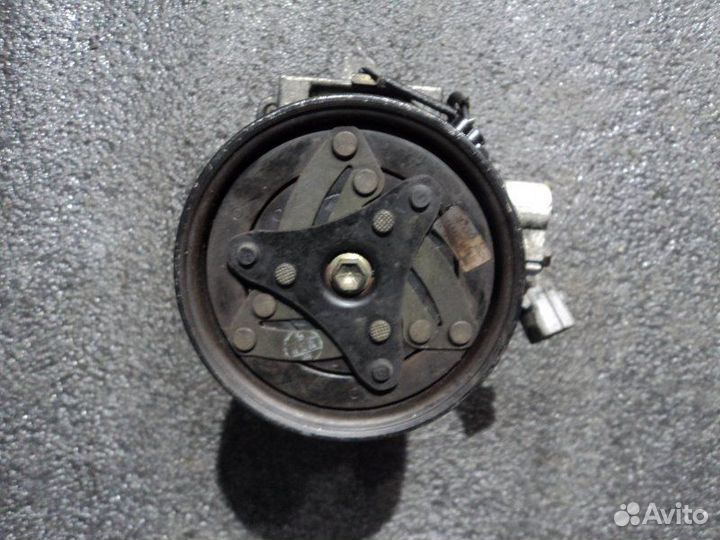 Компрессор кондиционера Toyota Raum EXZ10 5EFE