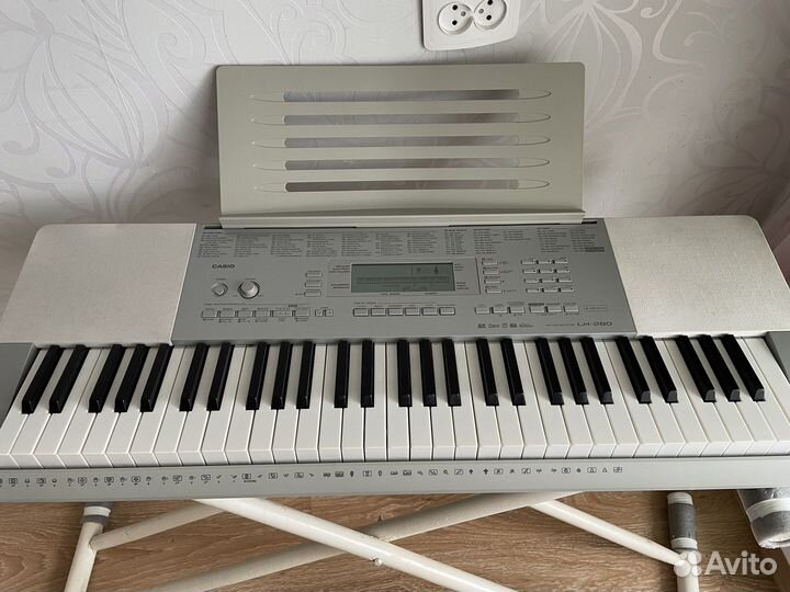 Синтезатор Casio LK-280