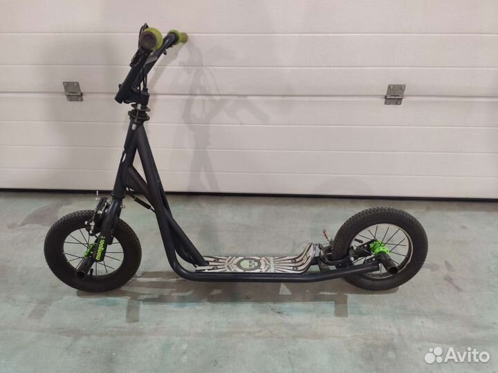 Горный трюковой самокат mongoose