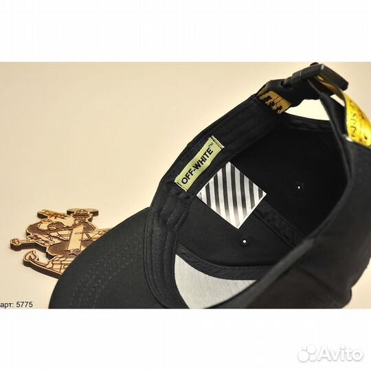 Кепка Off White yellow strap Чёрная