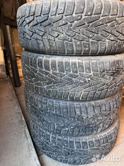 Nokian Tyres Hakkapeliitta 7 205/60 R16 93N