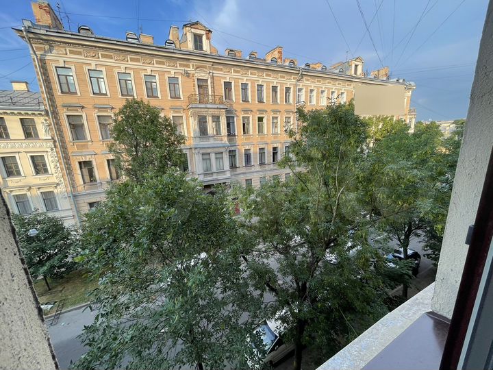 Комната 13 м² в 4-к., 4/5 эт.