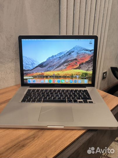 Apple MacBook Pro Intel i7, 8Gb озу, 256Gb SSD
