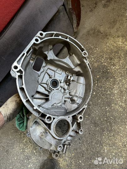 Кожух кпп приора