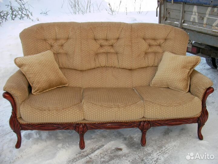 Перетяжка, ремонт мягкой мебели в Барнауле