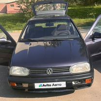 Volkswagen Golf 1.8 AT, 1992, 276 000 км, с пробегом, цена 235 000 руб.