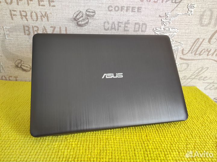 4-х ядерный Asus Intel N3700 + nVidia 810m + SSD