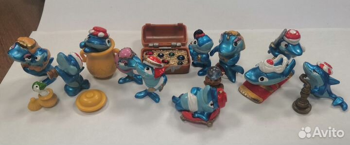 Киндер Привидения в супермаркете, Попугаи, Акулы