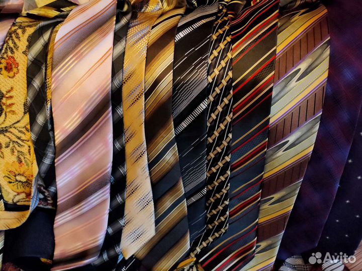 Галстуки мужские колличество более 60 штук
