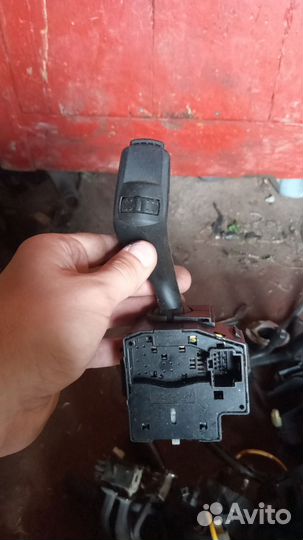 Переключатель поворотов Ford Focus 2