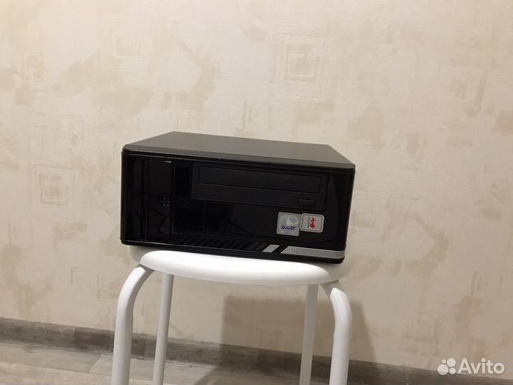 Компьютер системный блок