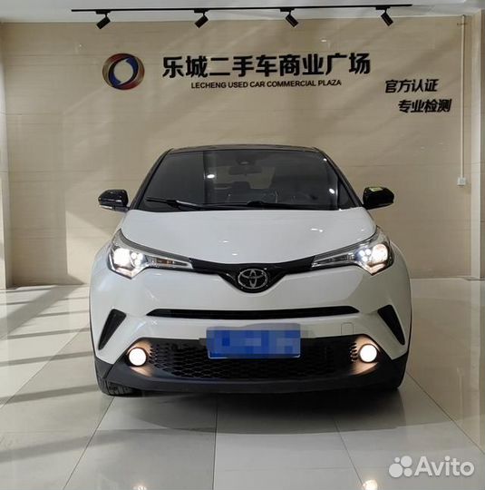 Toyota C-HR 2.0 CVT, 2021, 32 000 км