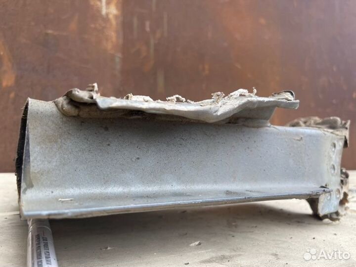 Лонжерон передний правый Nissan Terrano