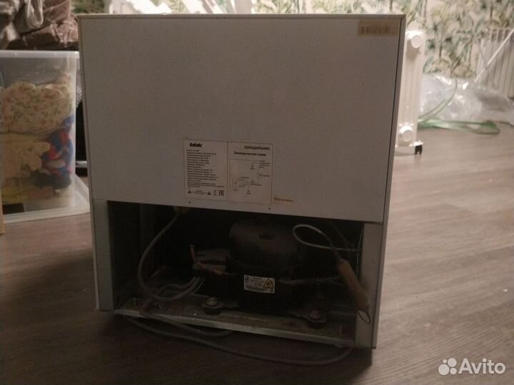 Холодильник BBK. Бу, маленький холодильник