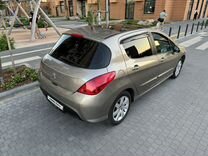 Peugeot 308 1.6 AT, 2011, 158 000 км, с пробегом, цена 710 000 руб.