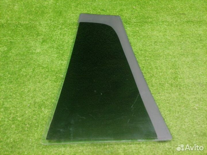 Стекло двери (форточка) заднее правое Ford Fusion