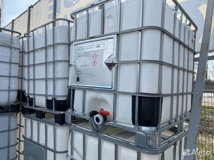 Еврокуб (кубовая емкость),б/у, белого цвета