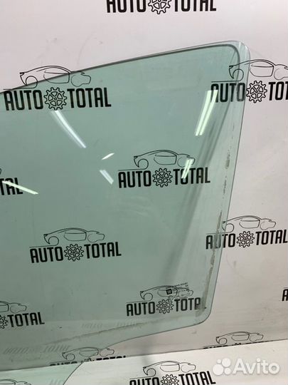 Стекло двери переднее левое Opel Corsa D Z12XEP