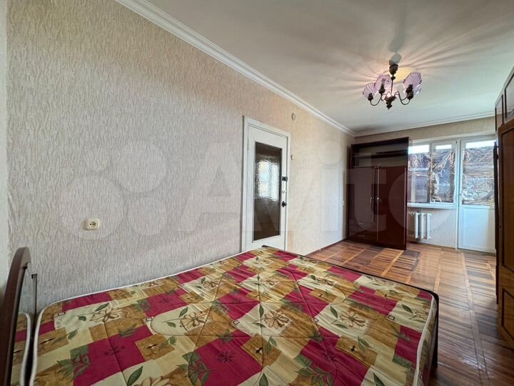 3-к. квартира, 76,7 м², 8/12 эт.