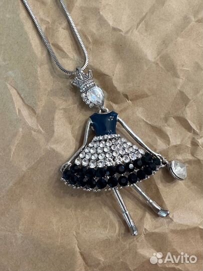 Украшение на шею - девочка